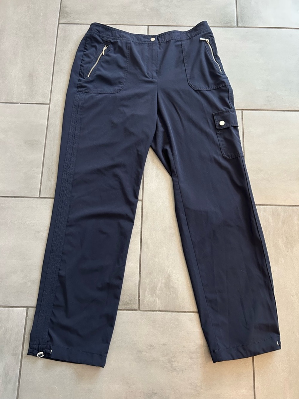 Chico’s Zenergy Button-Up Pants in Navy Blue